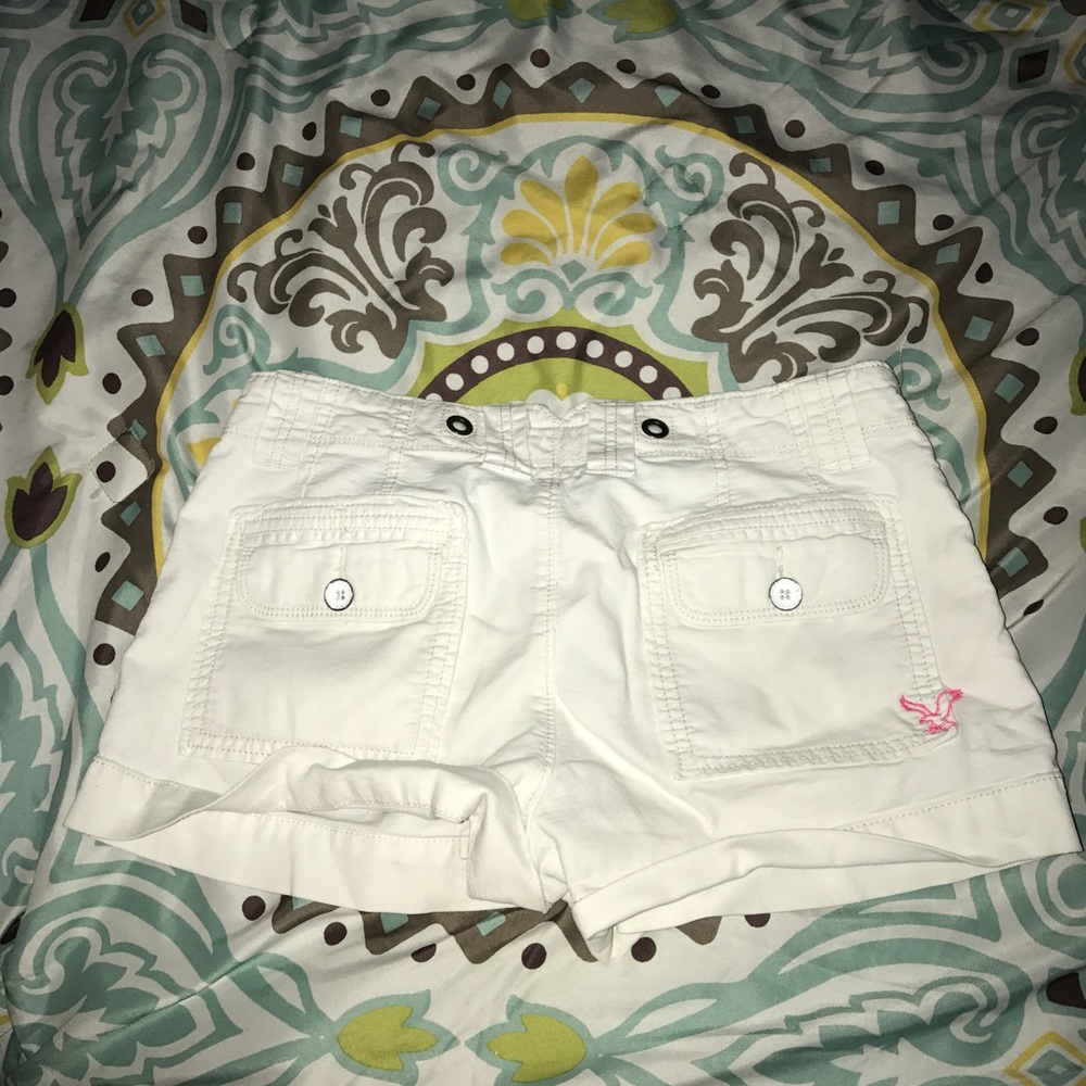 American Eagle White Shorts